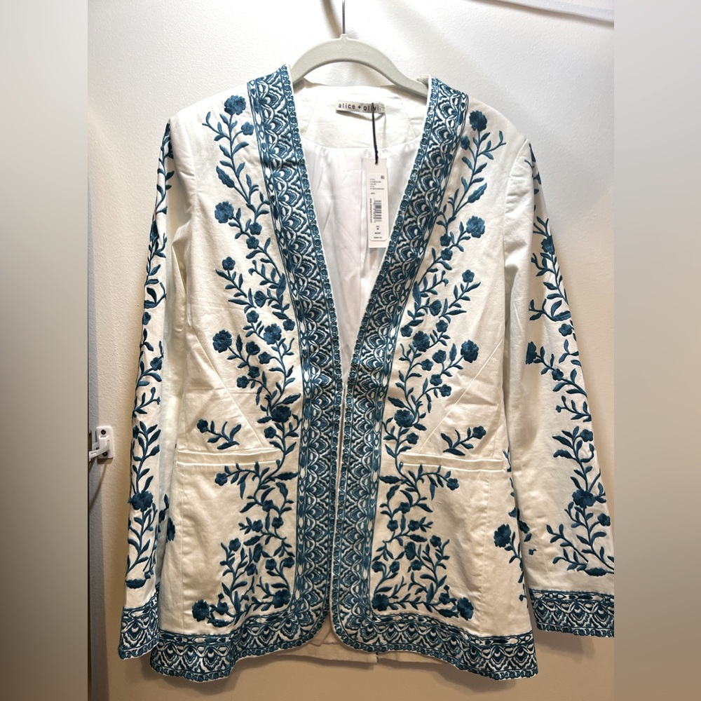 NWT Alice + Olivia Chriselle Embroidered Jacket - Picture 2 of 9